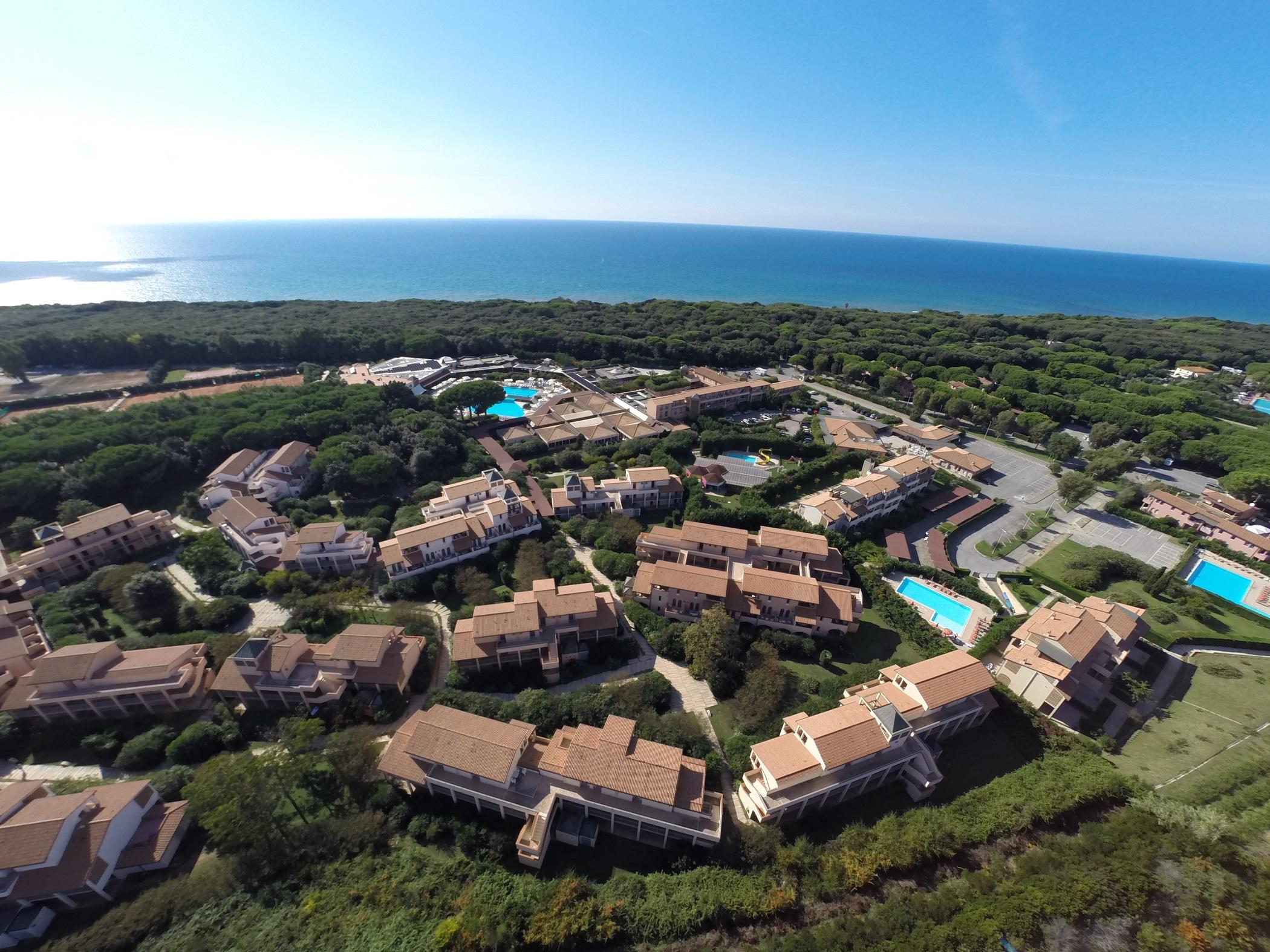 Garden Toscana Resort San Vincenzo Ngoại thất bức ảnh