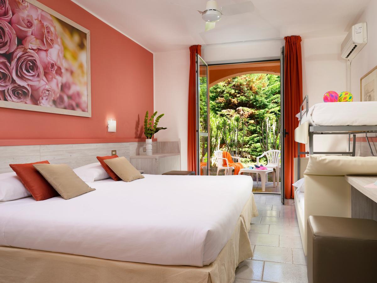 Garden Toscana Resort San Vincenzo Ngoại thất bức ảnh